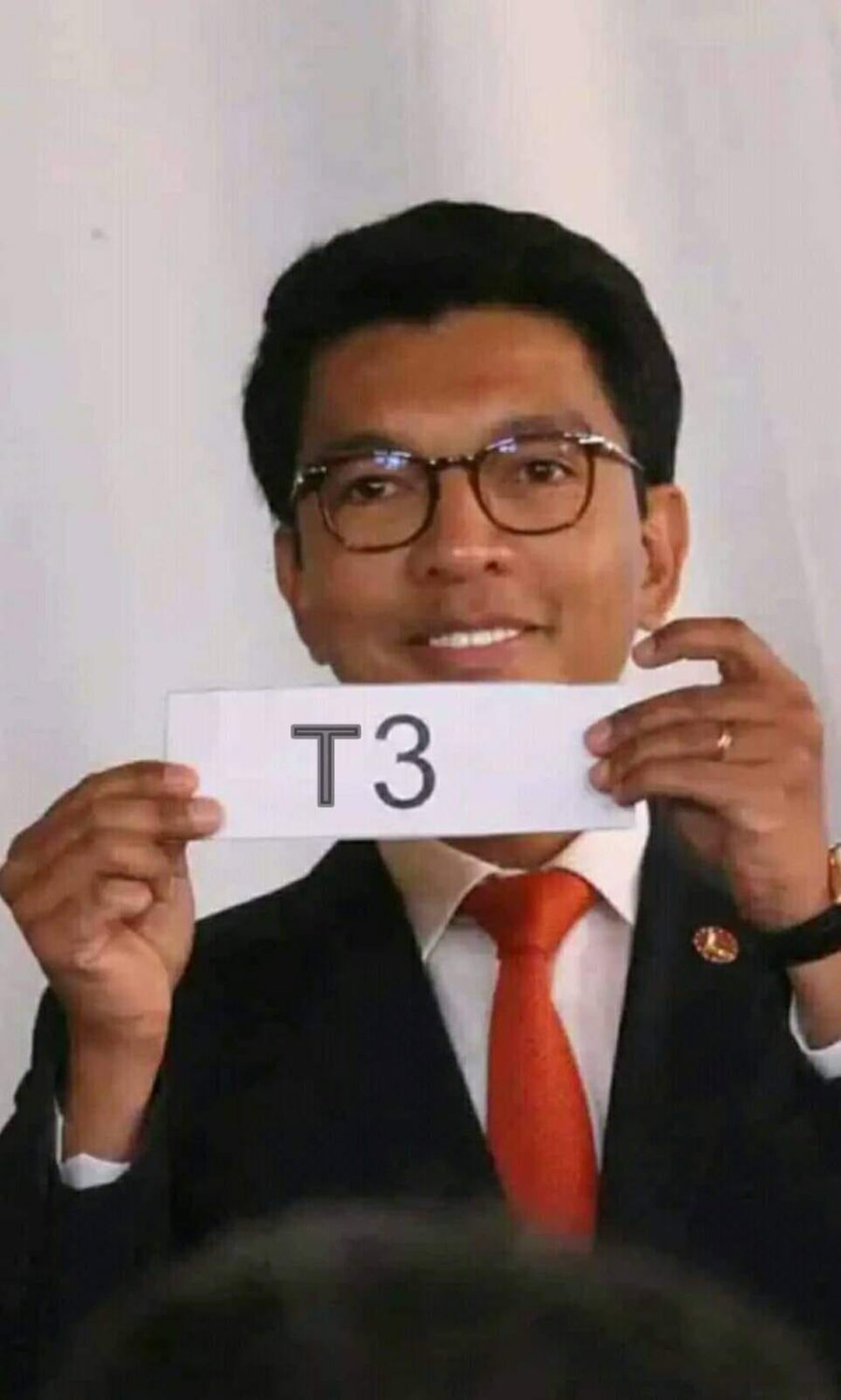 La révélation du double-jeu de l'ancien Président malgache Andry Rajoelina soulève des questions essentielles sur la légitimité de son mandat présidentiel de 2019 à 2023