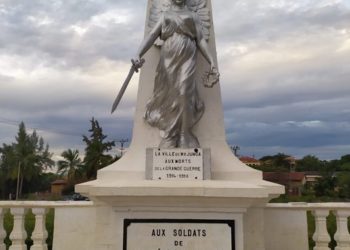 Monument commémorant la recolonisation