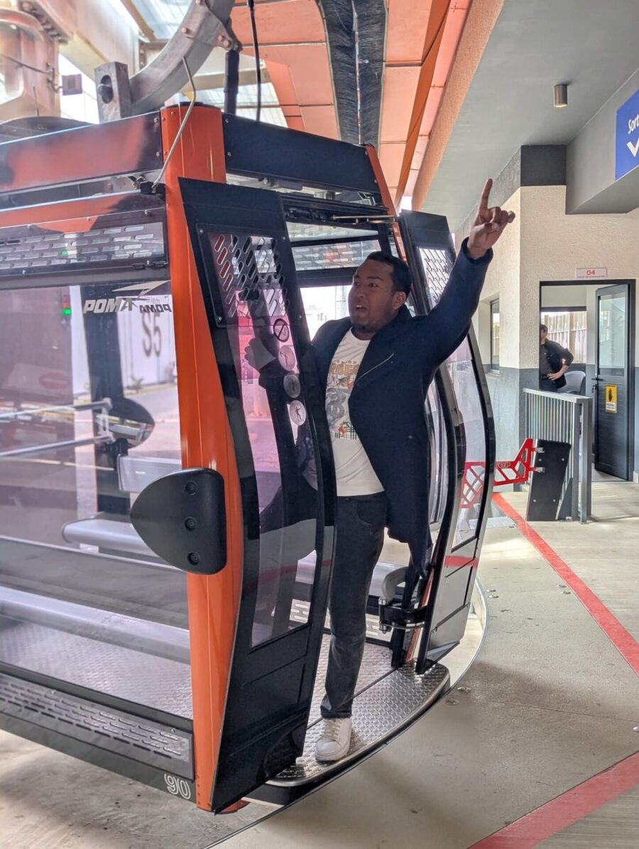 L’influenceur est censé incarner une authenticité, un lien direct avec sa communauté, une opinion qui a du poids parce qu’elle est perçue comme sincère. Ici, Pagny ne fait que répéter un discours dicté, moyennant finances