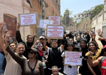 Quand le peuple a tendu la main, il a fermé la porte. Quand la jeunesse a demandé un espace pour s’exprimer, il a répondu par l’interdiction. Rajoelina a trahi la parole citoyenne. Il n’a plus aucune légitimité pour gouverner.