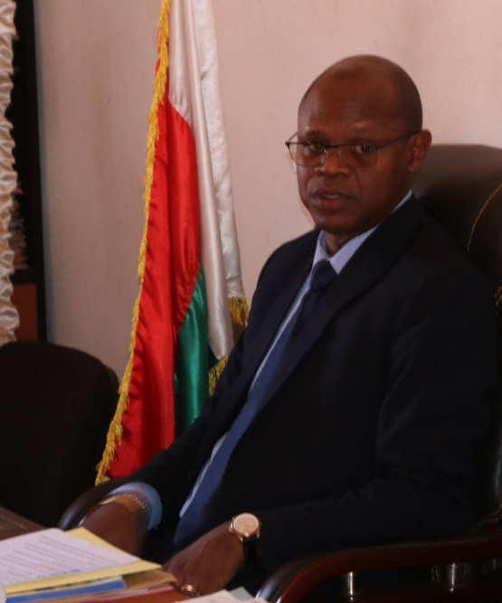 Le retour d’Eric Michel Wouli Soumah Idrissa n’annonce donc pas une nouvelle ère de sécurité publique, mais bien un retour en arrière. C’est le recyclage d’un système qui, faute de renouvellement réel, s’entête à reproduire les mêmes erreurs.