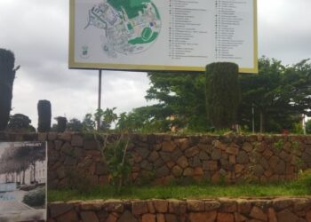 Quand les logos gouvernent l’université … YAS ? NEINNNNNNN !