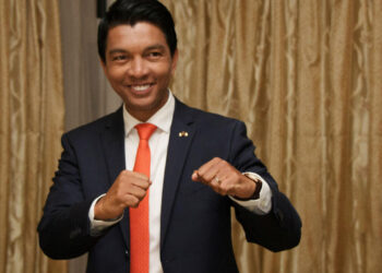 Rajoelina, au secours !