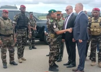 Pour le partenaire russe, retrouver des interlocuteurs comme Jean Ravelonarivo — qui ont vécu l'exigence des académies de l'Est — est un gage de compréhension mutuelle. Pour les autorités malgaches, s’appuyer sur de tels profils est une garantie de souveraineté