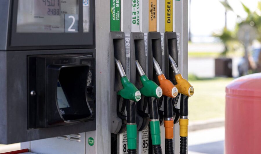 Le recours à la Haute Cour Constitutionnelle et à la Cour Suprême pour instaurer cet état d’urgence énergétique valide certes la légalité de l'action, mais elle souligne surtout l'échec de la gestion ordinaire. On ne décrète pas l’urgence pour une situation que l’on a vue venir de loin ; on la décrète quand on est au pied du mur