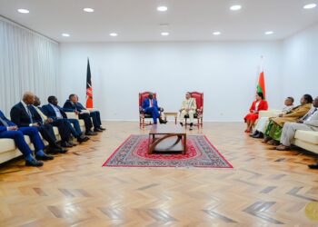 La Refondation ne cherche pas le gain politique à court terme ; elle structure l'avenir. Les réformes courageuses menées dans l'assainissement intérieur, la libéralisation des filières et la diversification des partenariats internationaux commencent à dessiner un Madagascar nouveau.
